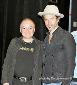 Doyle Bramhall II - guitar (Eric Clapton) Doyle Bramhall II - guitar (Eric Clapton)